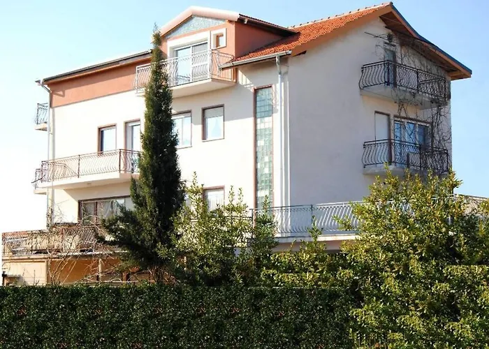 公寓 Croatia Borik For Family Eg2